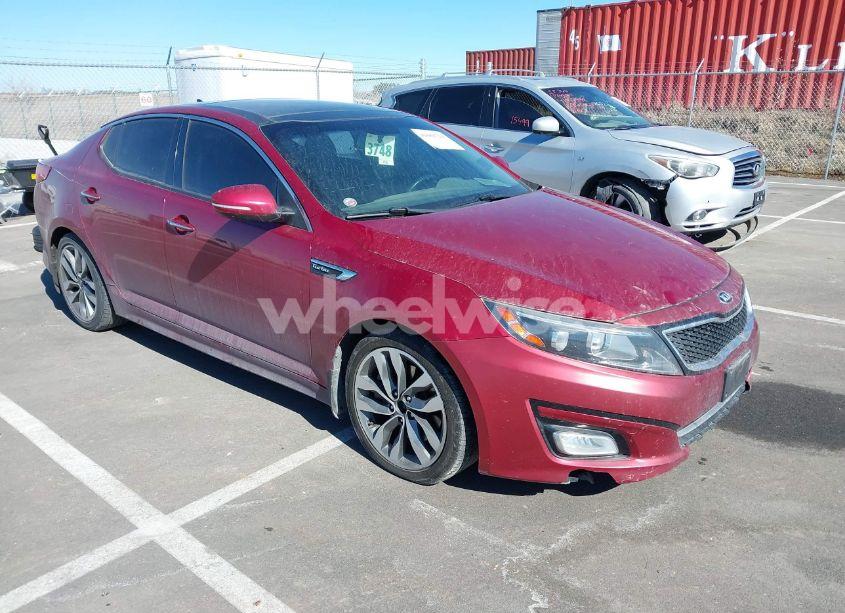 2015 Kia Optima SX TURBO (VIN 5XXGR4A64FG396164) main photo