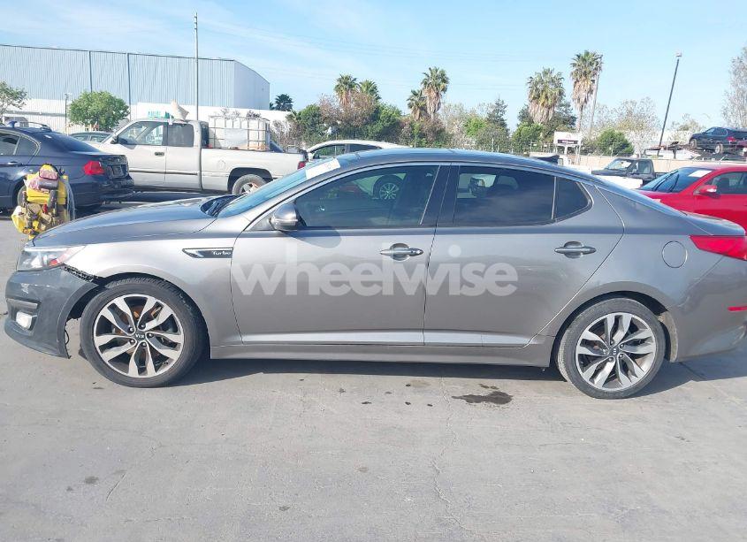 Photo 14 of 2015 Kia Optima SX TURBO (VIN 5XXGR4A64FG458369)