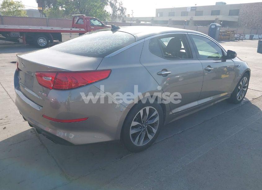 Photo 4 of 2015 Kia Optima SX TURBO (VIN 5XXGR4A64FG458369)