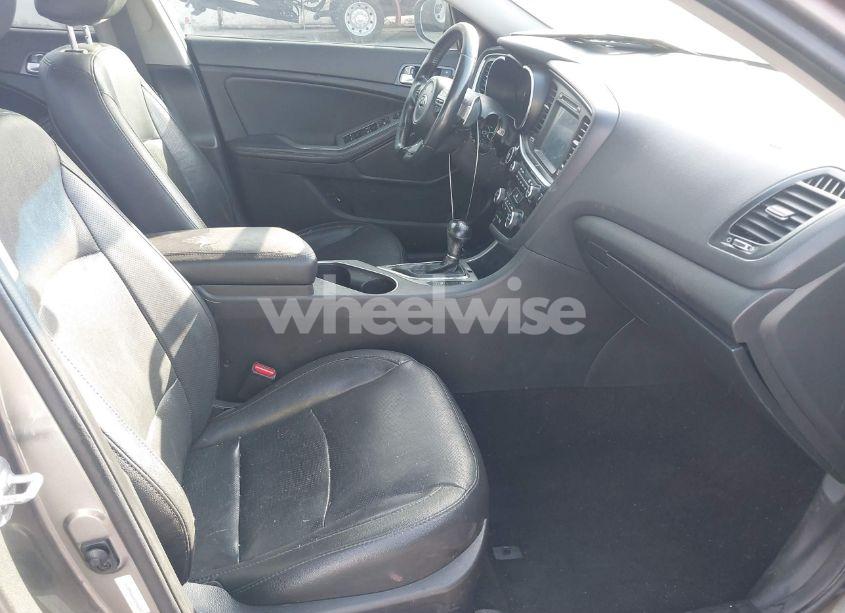 Photo 5 of 2015 Kia Optima SX TURBO (VIN 5XXGR4A64FG458369)