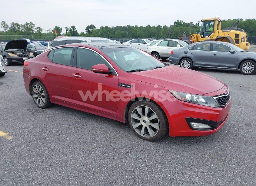 2012 Kia Optima SX (VIN 5XXGR4A65CG010749) main photo
