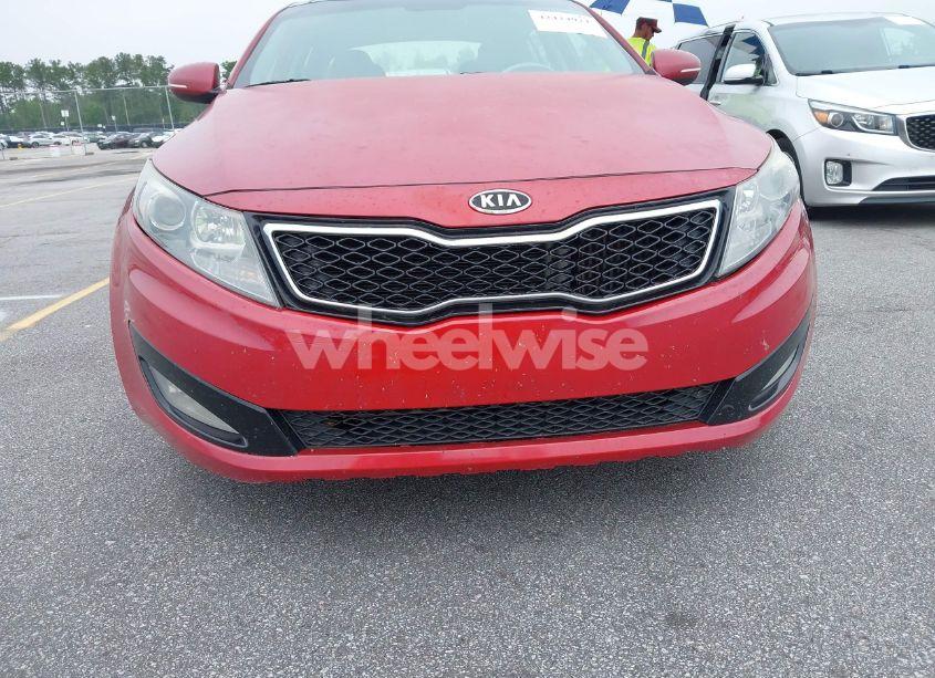 Photo 6 of 2012 Kia Optima SX (VIN 5XXGR4A65CG010749)