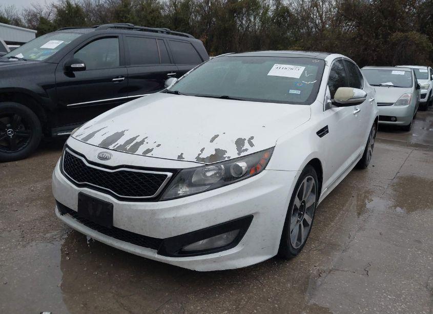 Photo 2 of 2012 Kia Optima SX (VIN 5XXGR4A65CG050135)