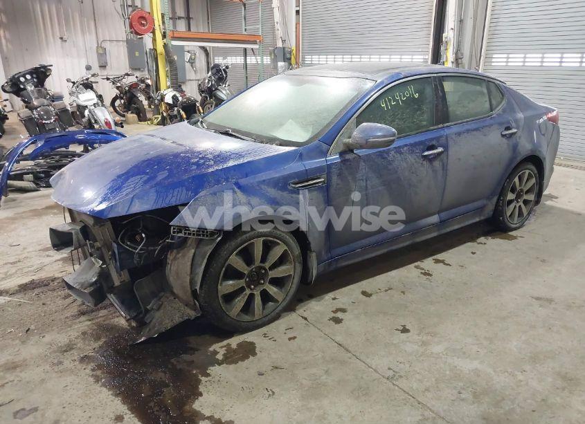 Photo 2 of 2013 Kia Optima SX (VIN 5XXGR4A65DG109248)