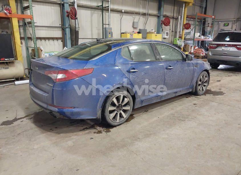 Photo 4 of 2013 Kia Optima SX (VIN 5XXGR4A65DG109248)