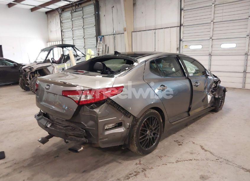 Photo 4 of 2013 Kia Optima SX (VIN 5XXGR4A65DG120024)