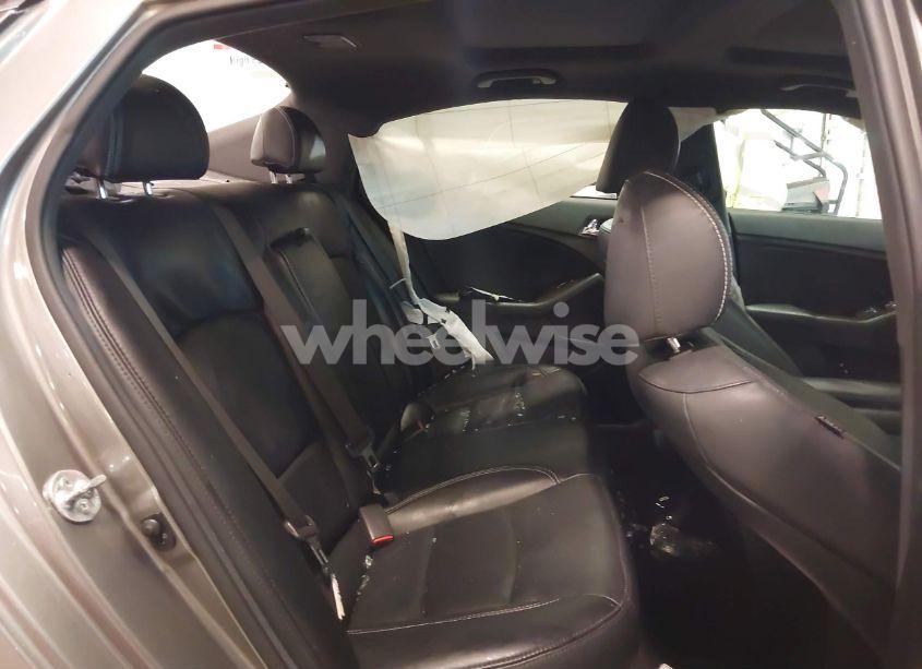 Photo 8 of 2013 Kia Optima SX (VIN 5XXGR4A65DG120024)