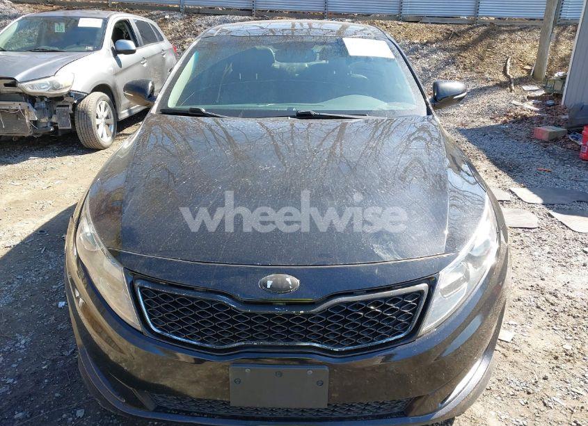 Photo 12 of 2013 Kia Optima SX (VIN 5XXGR4A65DG186542)