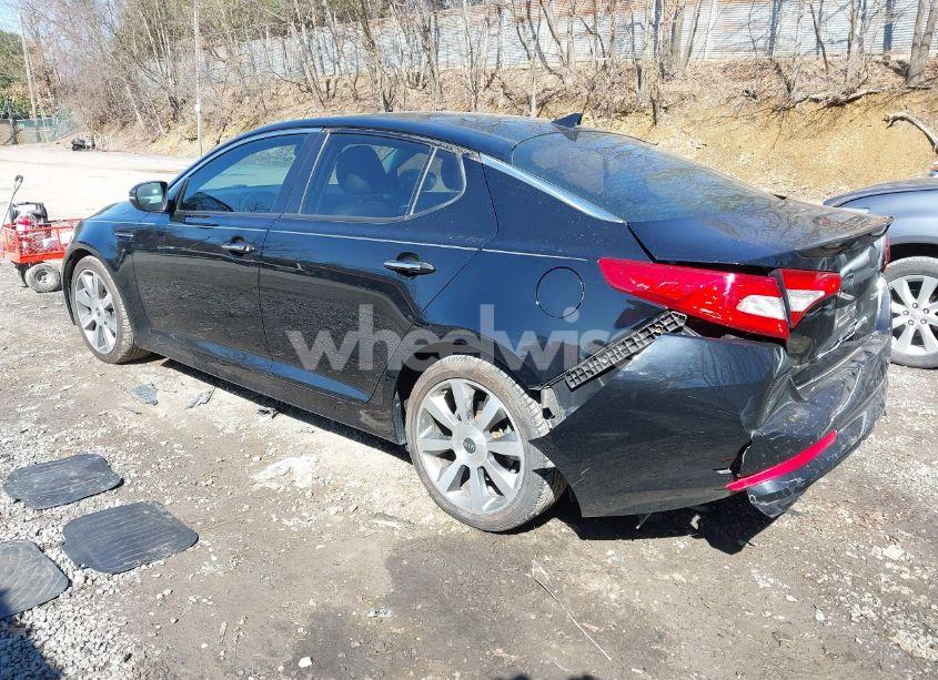 Photo 3 of 2013 Kia Optima SX (VIN 5XXGR4A65DG186542)