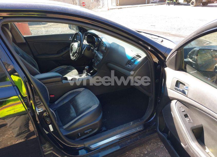 Photo 5 of 2013 Kia Optima SX (VIN 5XXGR4A65DG186542)