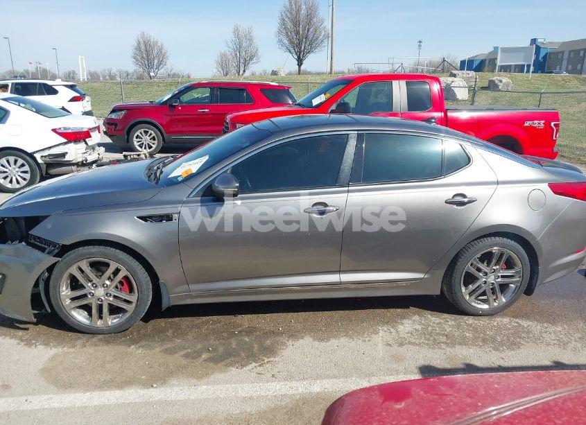 Photo 14 of 2013 Kia Optima SX (VIN 5XXGR4A65DG202075)