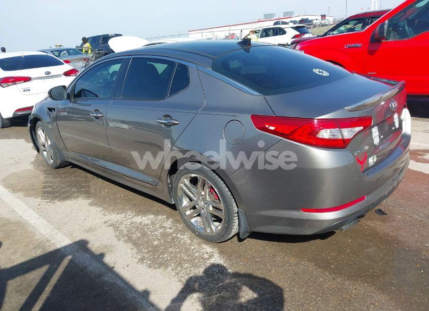 Photo 3 of 2013 Kia Optima SX (VIN 5XXGR4A65DG202075)