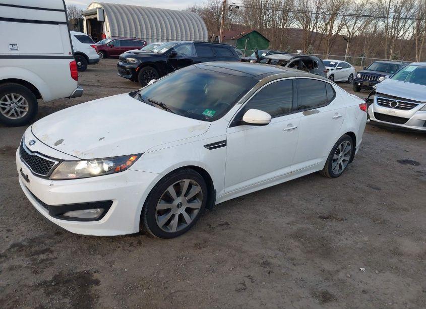 Photo 2 of 2013 Kia Optima SX (VIN 5XXGR4A65DG238462)
