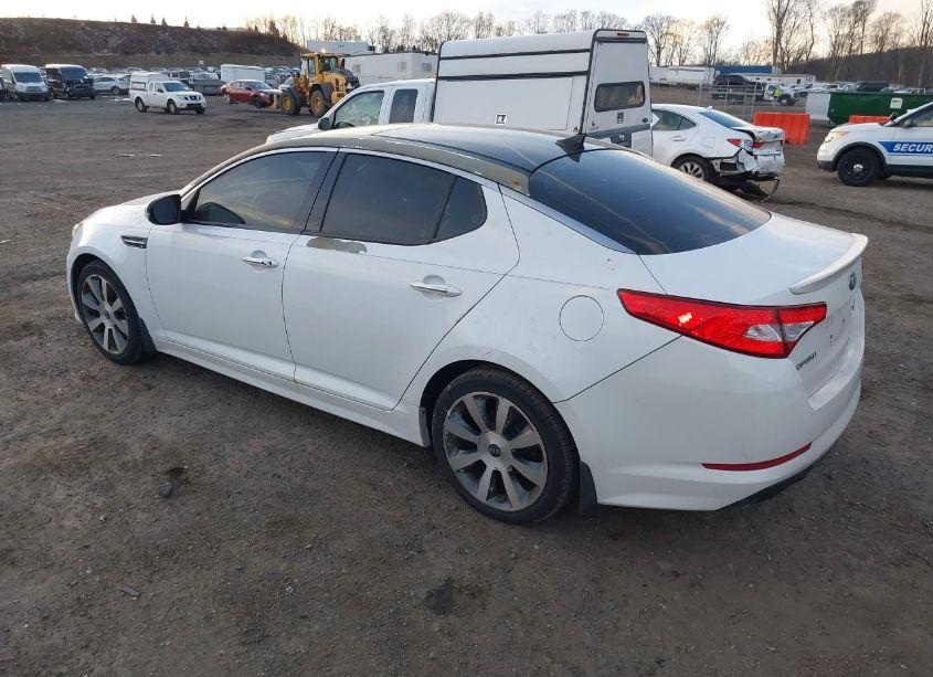 Photo 3 of 2013 Kia Optima SX (VIN 5XXGR4A65DG238462)