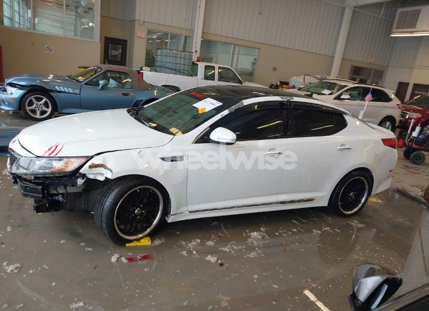 Photo 15 of 2014 Kia Optima SXL TURBO (VIN 5XXGR4A65EG278767)