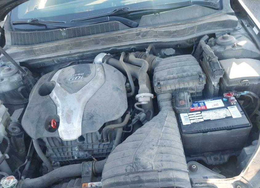 Photo 10 of 2015 Kia Optima SXL TURBO (VIN 5XXGR4A65FG482180)