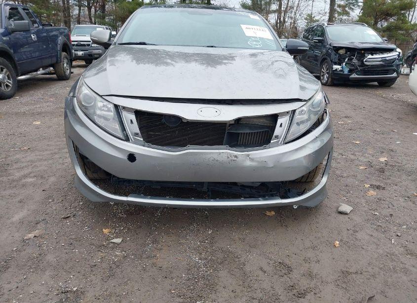 Photo 6 of 2012 Kia Optima SX (VIN 5XXGR4A66CG002501)