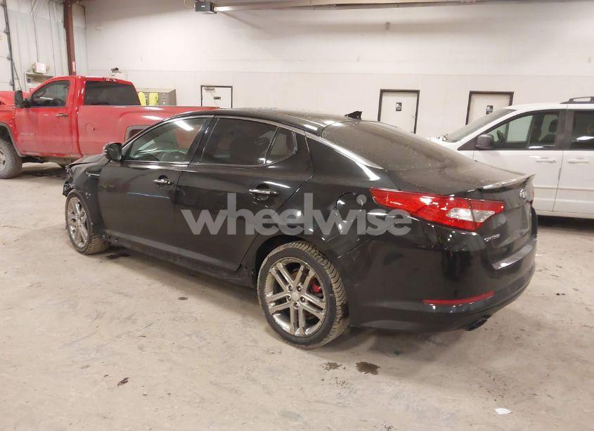 Photo 3 of 2013 Kia Optima SX (VIN 5XXGR4A66DG095117)