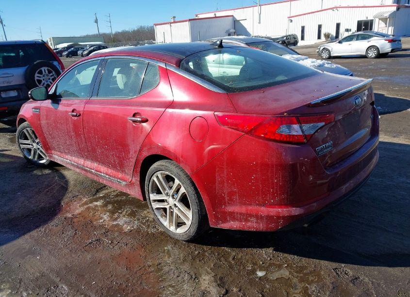 Photo 3 of 2013 Kia Optima SX (VIN 5XXGR4A66DG121800)