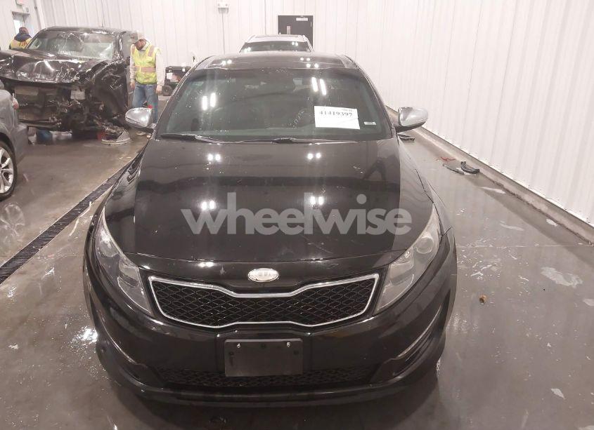 Photo 12 of 2013 Kia Optima SX (VIN 5XXGR4A66DG200352)