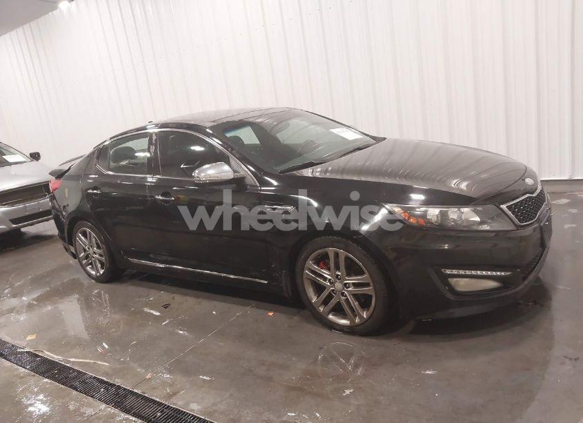 Photo 13 of 2013 Kia Optima SX (VIN 5XXGR4A66DG200352)