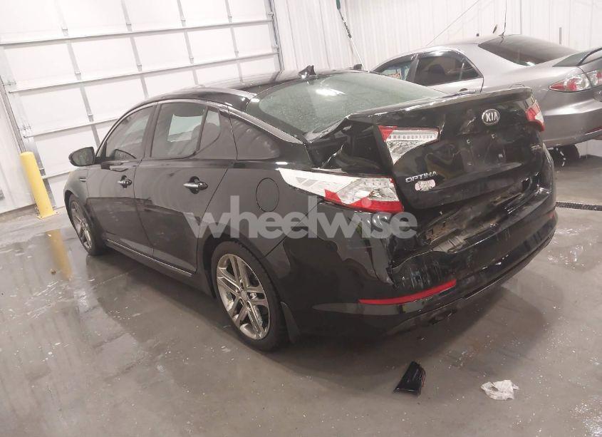 Photo 3 of 2013 Kia Optima SX (VIN 5XXGR4A66DG200352)