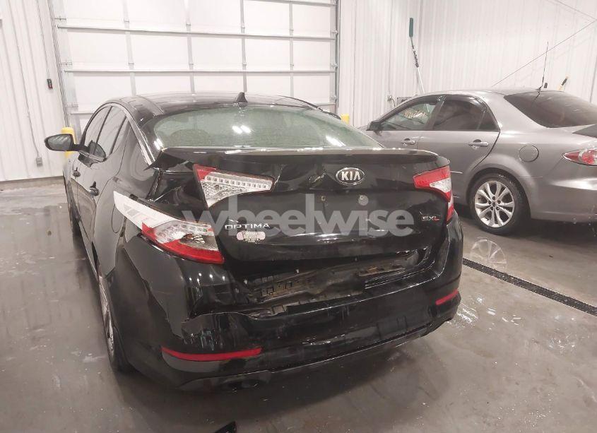 Photo 6 of 2013 Kia Optima SX (VIN 5XXGR4A66DG200352)