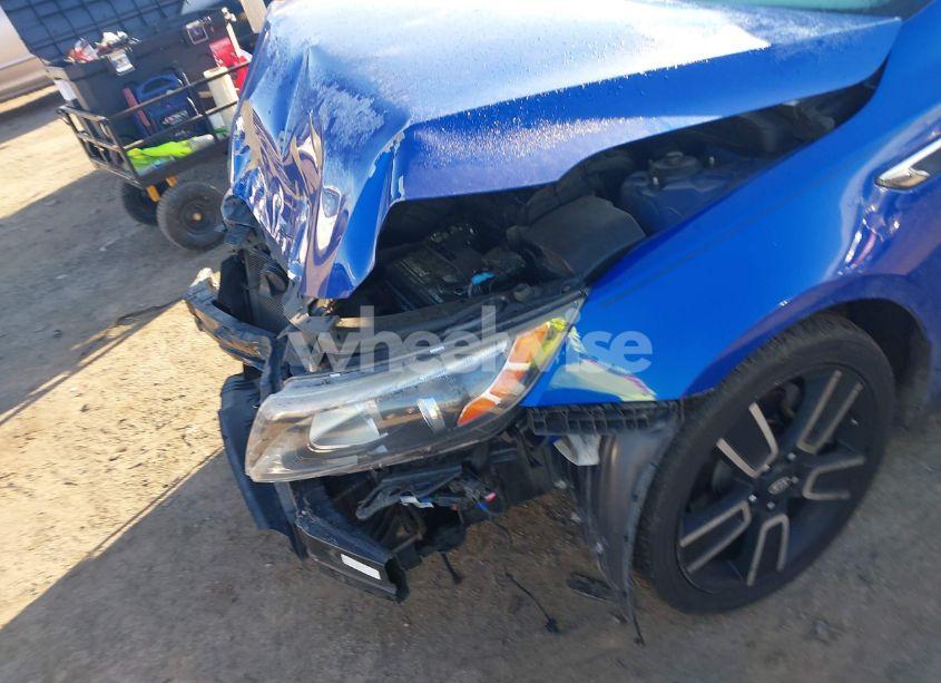 Photo 6 of 2015 Kia Optima SX TURBO (VIN 5XXGR4A66FG416821)