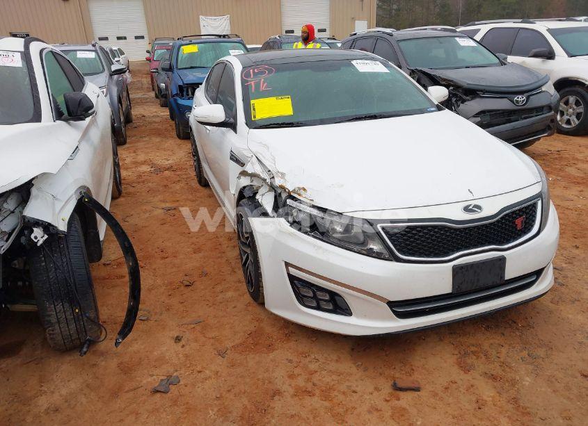 2015 Kia Optima (VIN 5XXGR4A66FG450838) main photo