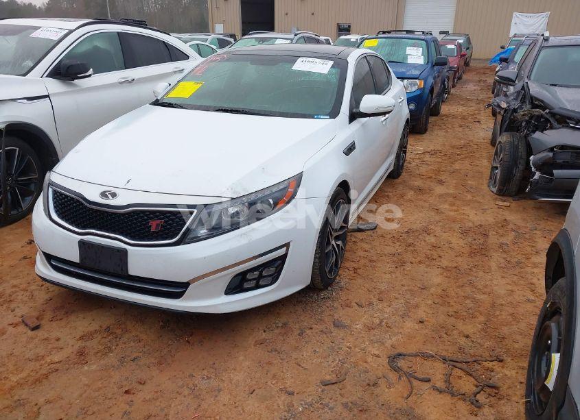 Photo 2 of 2015 Kia Optima (VIN 5XXGR4A66FG450838)