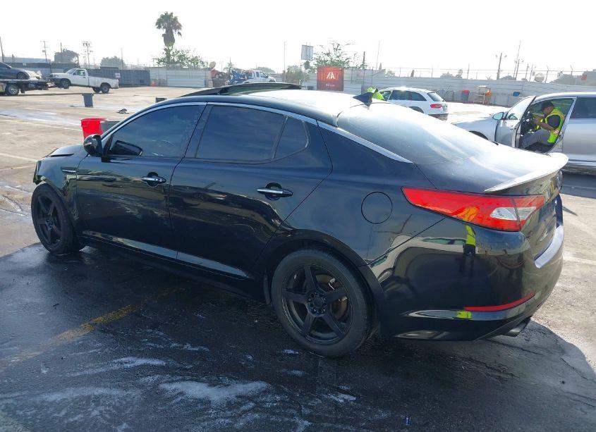 Photo 3 of 2012 Kia Optima SX (VIN 5XXGR4A67CG001485)