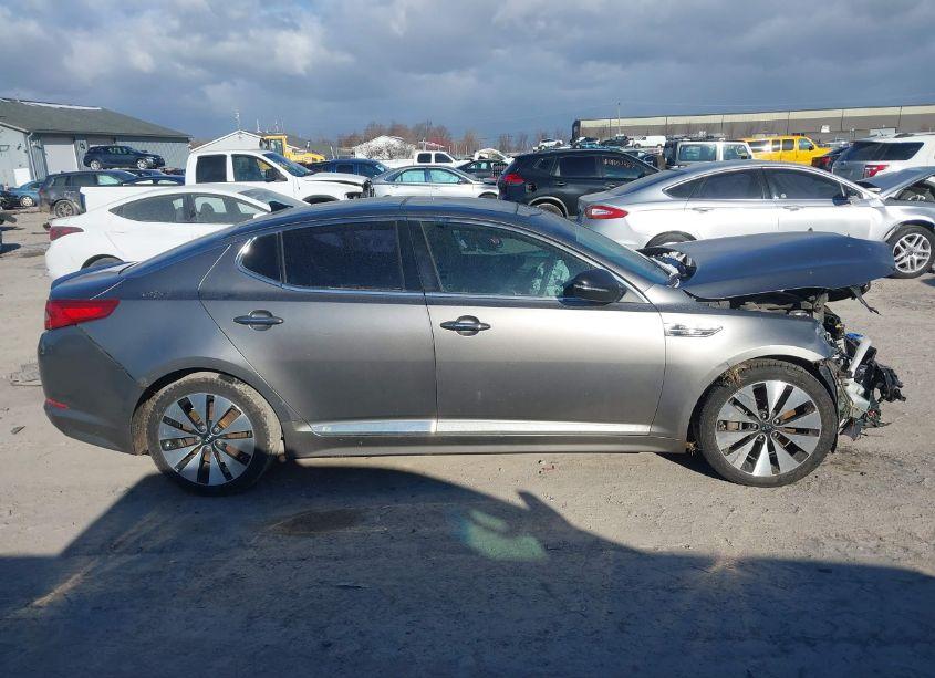 Photo 12 of 2012 Kia Optima SX (VIN 5XXGR4A67CG001504)