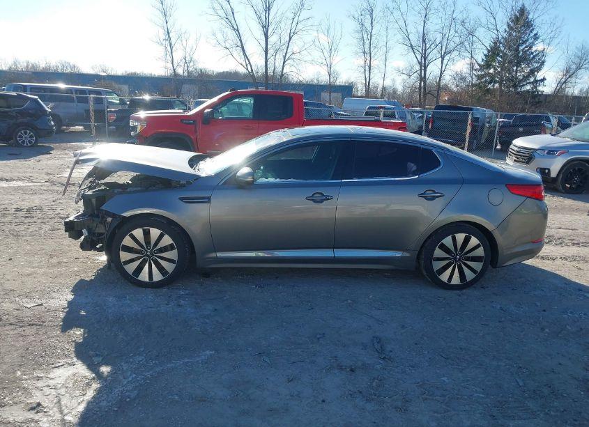 Photo 13 of 2012 Kia Optima SX (VIN 5XXGR4A67CG001504)