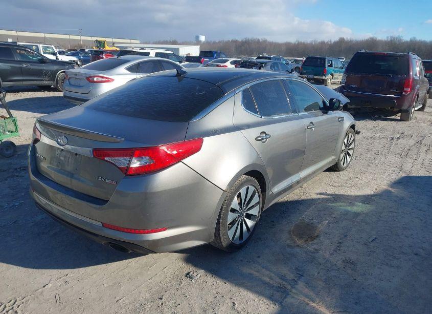 Photo 4 of 2012 Kia Optima SX (VIN 5XXGR4A67CG001504)
