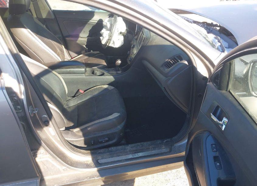 Photo 5 of 2012 Kia Optima SX (VIN 5XXGR4A67CG001504)