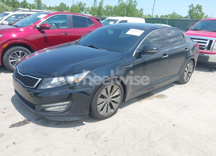Photo 2 of 2012 Kia Optima SX (VIN 5XXGR4A67CG005505)