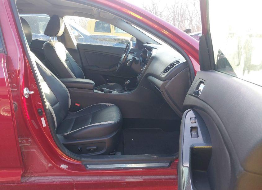 Photo 5 of 2012 Kia Optima SX (VIN 5XXGR4A67CG082391)