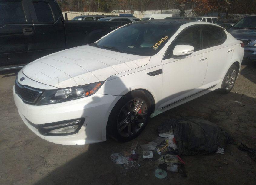 Photo 2 of 2013 Kia Optima SX (VIN 5XXGR4A67DG092470)