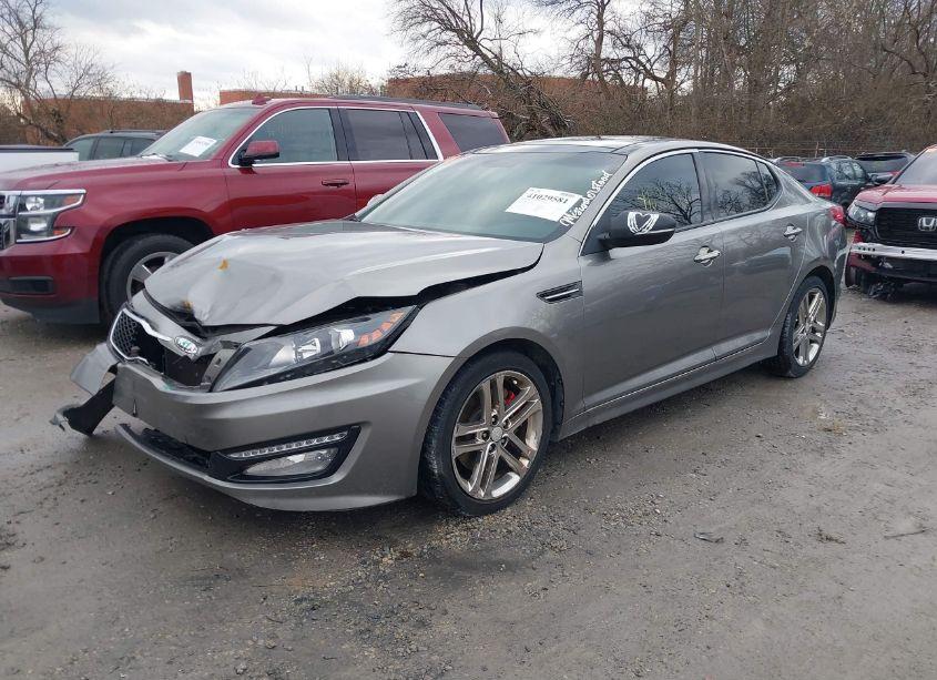 Photo 2 of 2013 Kia Optima SX (VIN 5XXGR4A67DG149315)