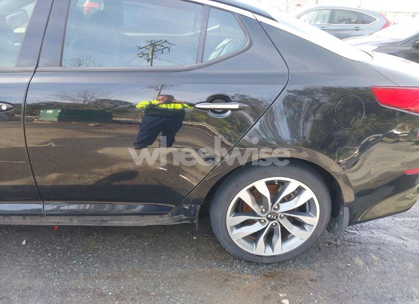 Photo 18 of 2015 Kia Optima SX TURBO (VIN 5XXGR4A67FG407786)