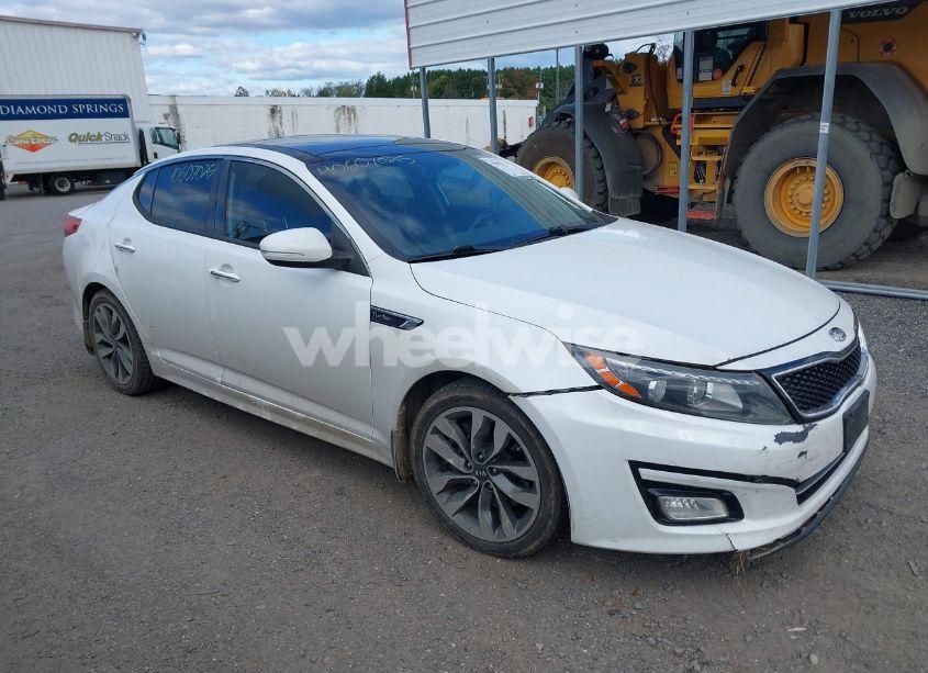 2015 Kia Optima SX TURBO (VIN 5XXGR4A67FG433515) main photo