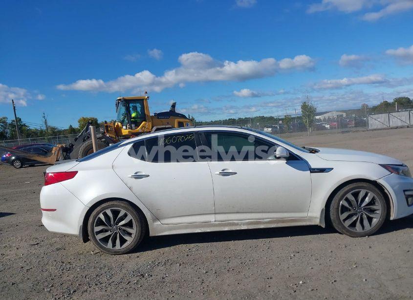 Photo 13 of 2015 Kia Optima SX TURBO (VIN 5XXGR4A67FG433515)