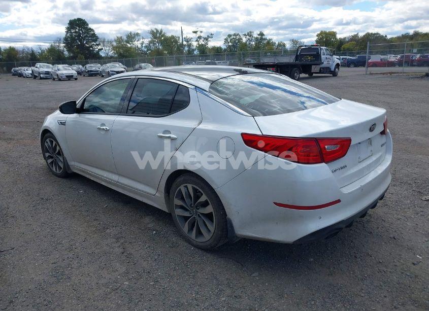 Photo 3 of 2015 Kia Optima SX TURBO (VIN 5XXGR4A67FG433515)