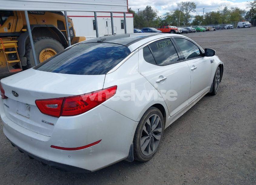 Photo 4 of 2015 Kia Optima SX TURBO (VIN 5XXGR4A67FG433515)