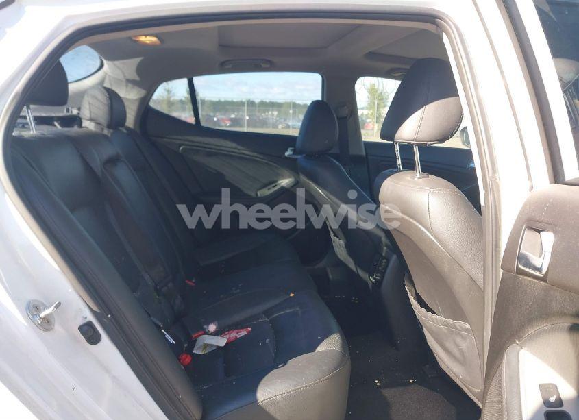 Photo 8 of 2015 Kia Optima SX TURBO (VIN 5XXGR4A67FG433515)