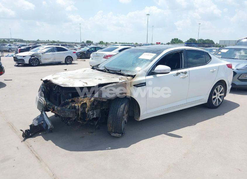 Photo 2 of 2012 Kia Optima SX (VIN 5XXGR4A68CG018795)