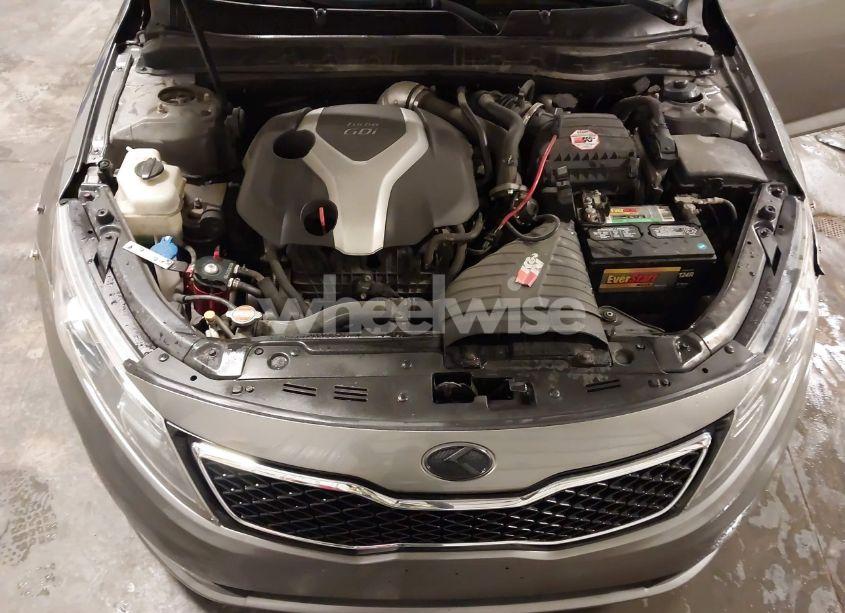 Photo 10 of 2012 Kia Optima SX (VIN 5XXGR4A68CG046791)