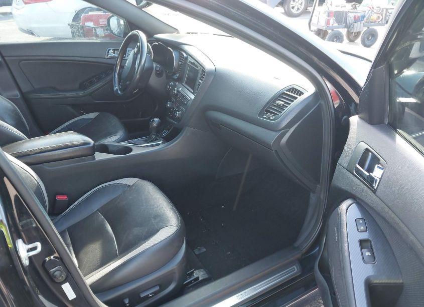 Photo 5 of 2013 Kia Optima SX (VIN 5XXGR4A68DG093398)