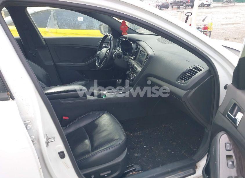 Photo 5 of 2013 Kia Optima SX (VIN 5XXGR4A68DG096608)