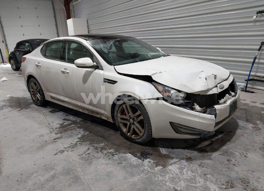 2013 Kia Optima SX (VIN 5XXGR4A68DG111673) main photo